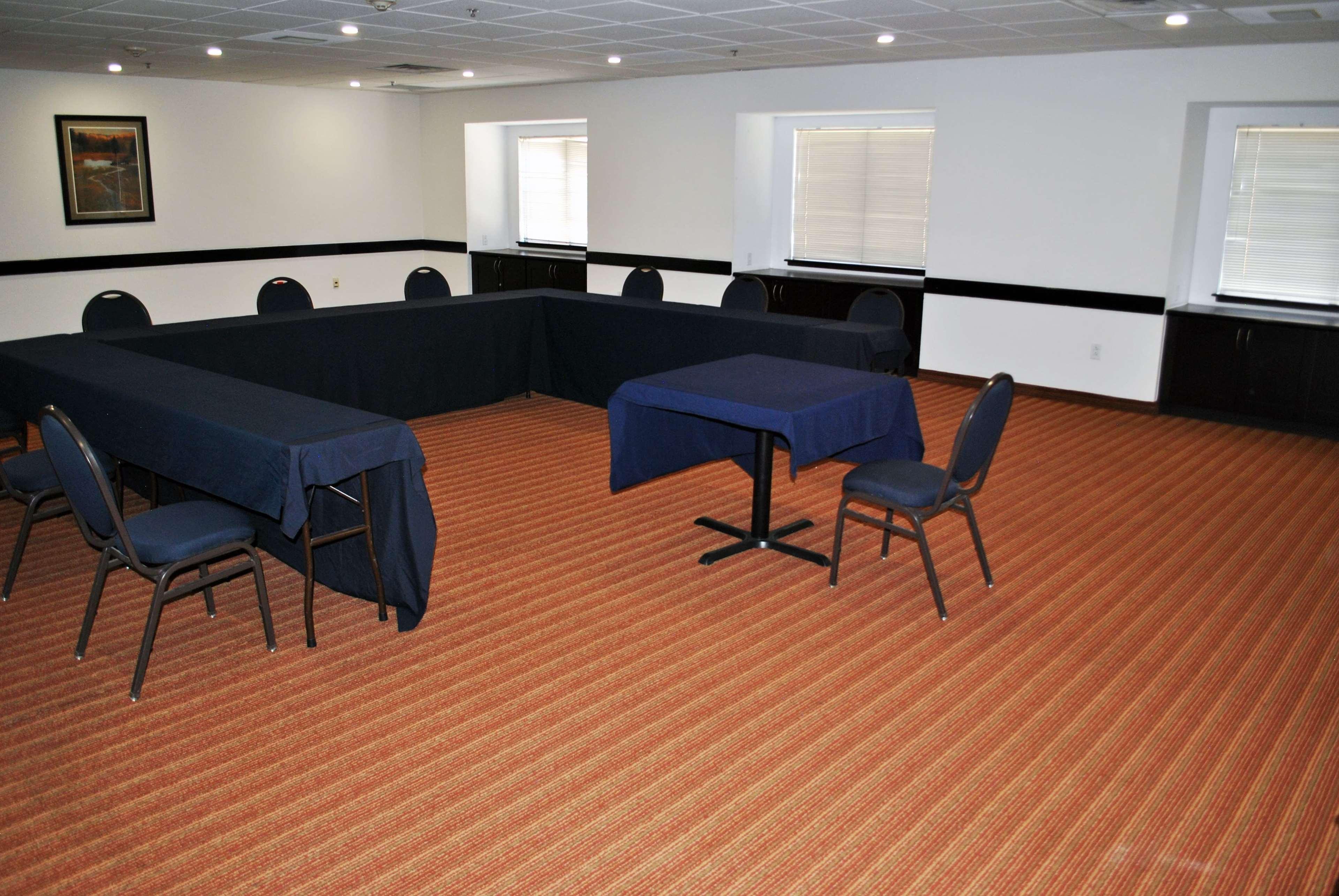 Microtel Inn And Suites By Wyndham Toluca Extérieur photo