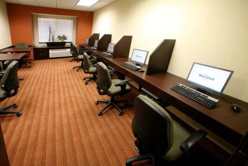 Microtel Inn And Suites By Wyndham Toluca Facilités photo