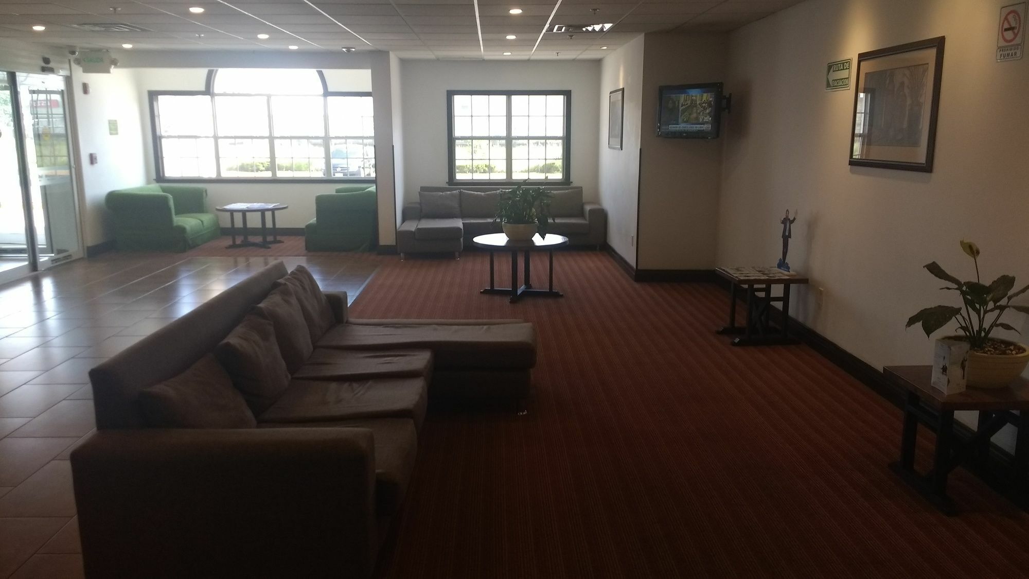 Microtel Inn And Suites By Wyndham Toluca Extérieur photo