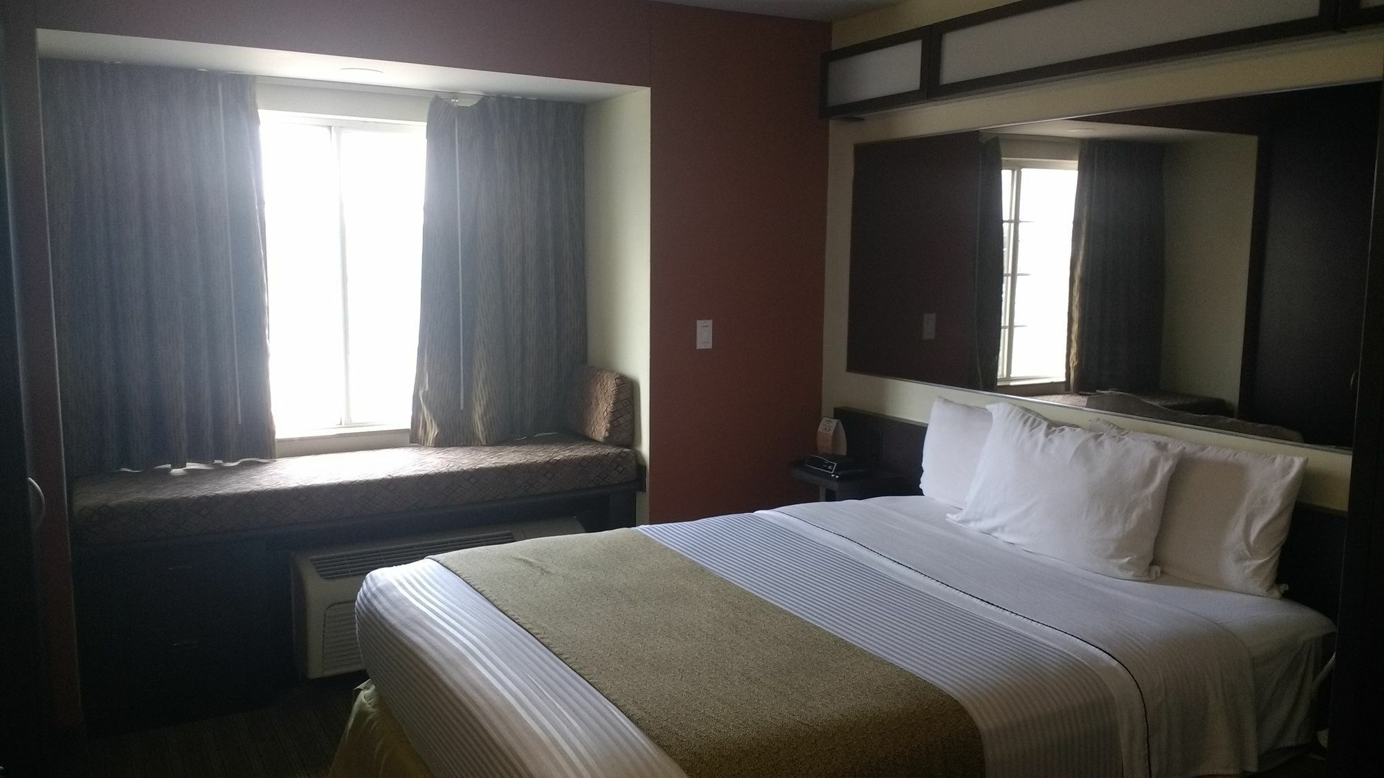 Microtel Inn And Suites By Wyndham Toluca Extérieur photo